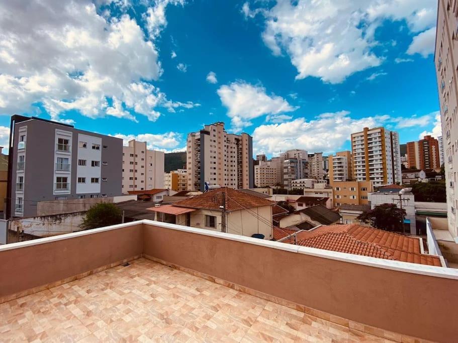 Casa Unica E Moderna Centro Villa Pocos de Caldas Ngoại thất bức ảnh